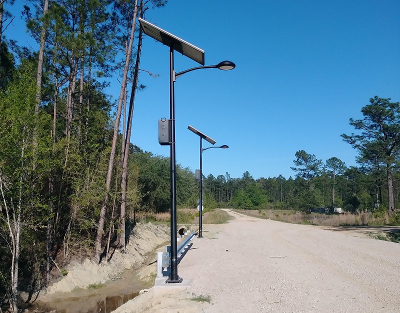 solar-powered-lights-for-farmers-1